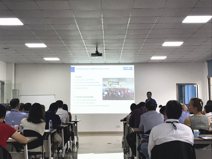 1540522849426711.jpg 四樓會(huì)議室2_副本.jpg